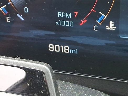 Used 2025 Chevrolet Traverse RS w/ LPO, Floor Liner Package image 24