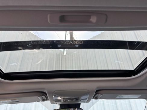 Used 2024 Toyota RAV4 XLE Premium image 31