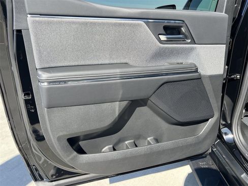 New 2026 GMC Sierra EV Elevation image 24