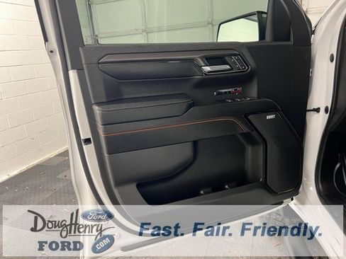 Used 2023 GMC Sierra 1500 AT4 w/ Technology Package image 24