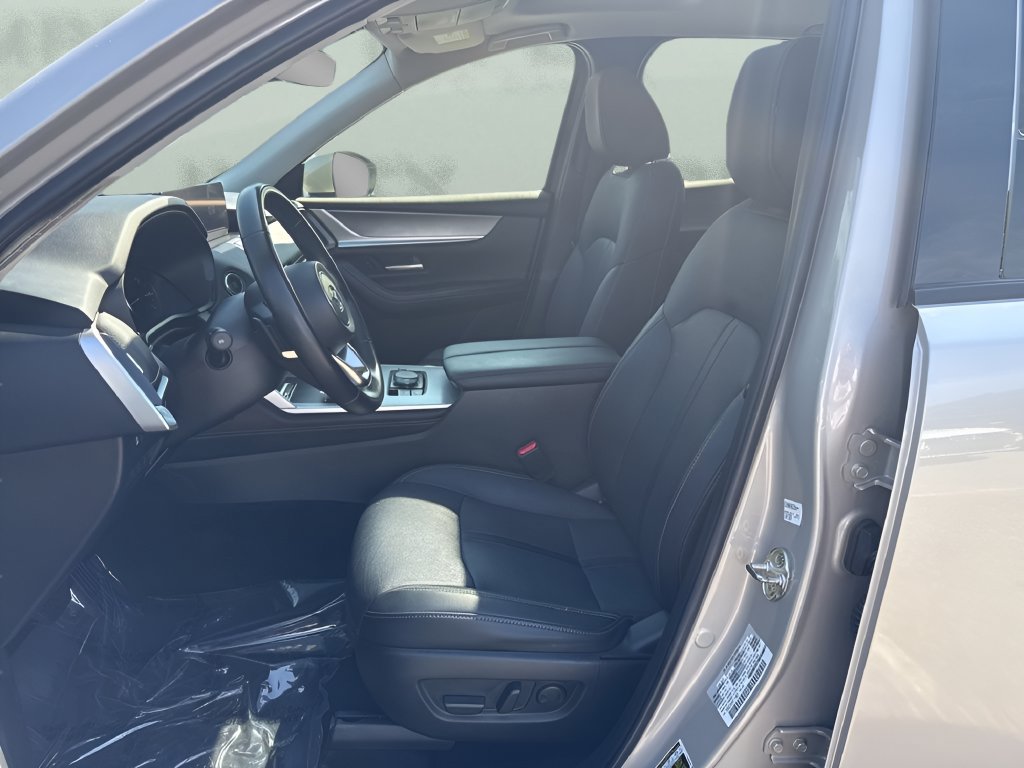 Used 2024 MAZDA CX-90 3.3 Turbo w/ Preferred Plus AWD/4WD image 8