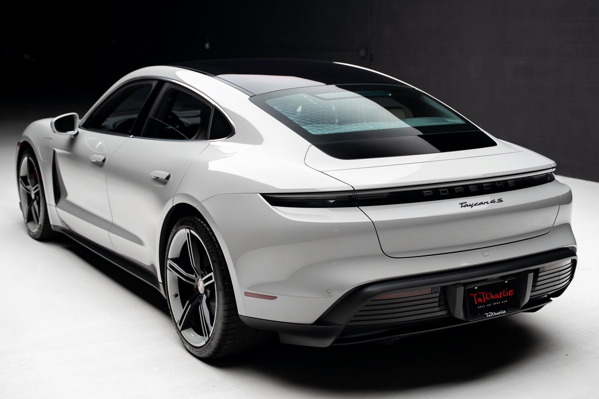 Used 2022 Porsche Taycan 4S AWD/4WD image 23