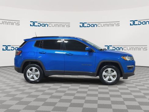 Used 2021 Jeep Compass Latitude w/ Convenience Group image 2
