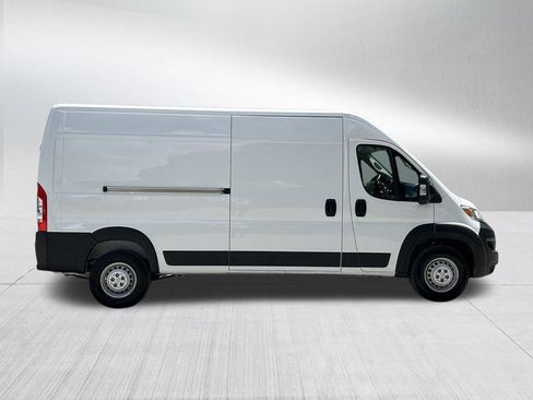 Used 2025 RAM ProMaster 3500 w/ Convenience Group FWD image 4