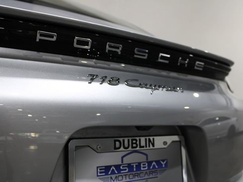 Used 2018 Porsche 718 Cayman image 13