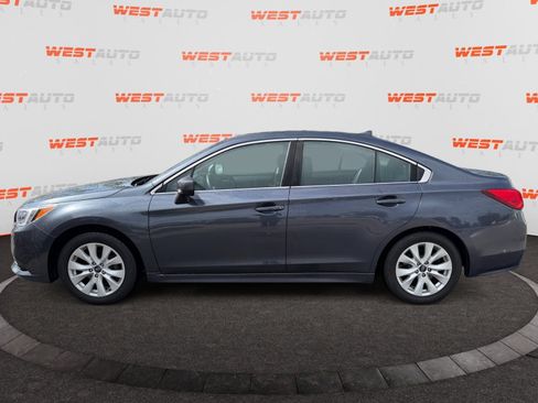 Used 2017 Subaru Legacy 2.5i Premium AWD/4WD image 2