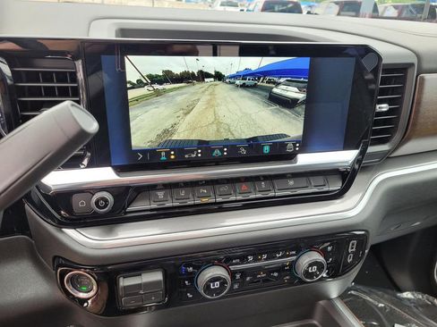 New 2026 Chevrolet Silverado 3500 High Country w/ Technology Package AWD/4WD image 15