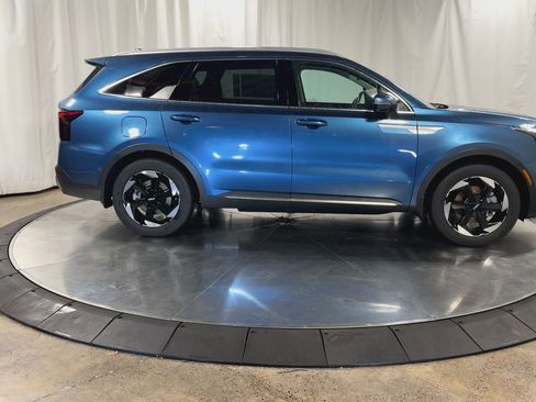 New 2026 Kia Sorento EX image 2