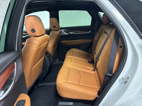 New 2025 Cadillac XT5 Premium Luxury w/ LPO, Floor Liner Package image 41