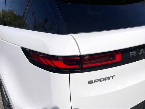 Used 2023 Land Rover Range Rover Sport SE AWD/4WD image 26