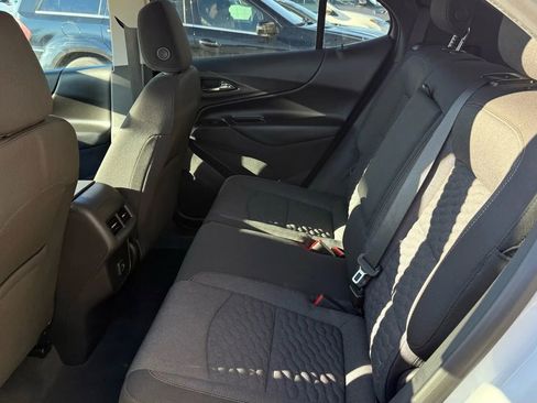 Used 2020 Chevrolet Equinox LT image 18