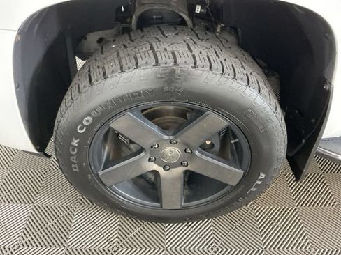 Used 2008 GMC Yukon Denali AWD/4WD image 31