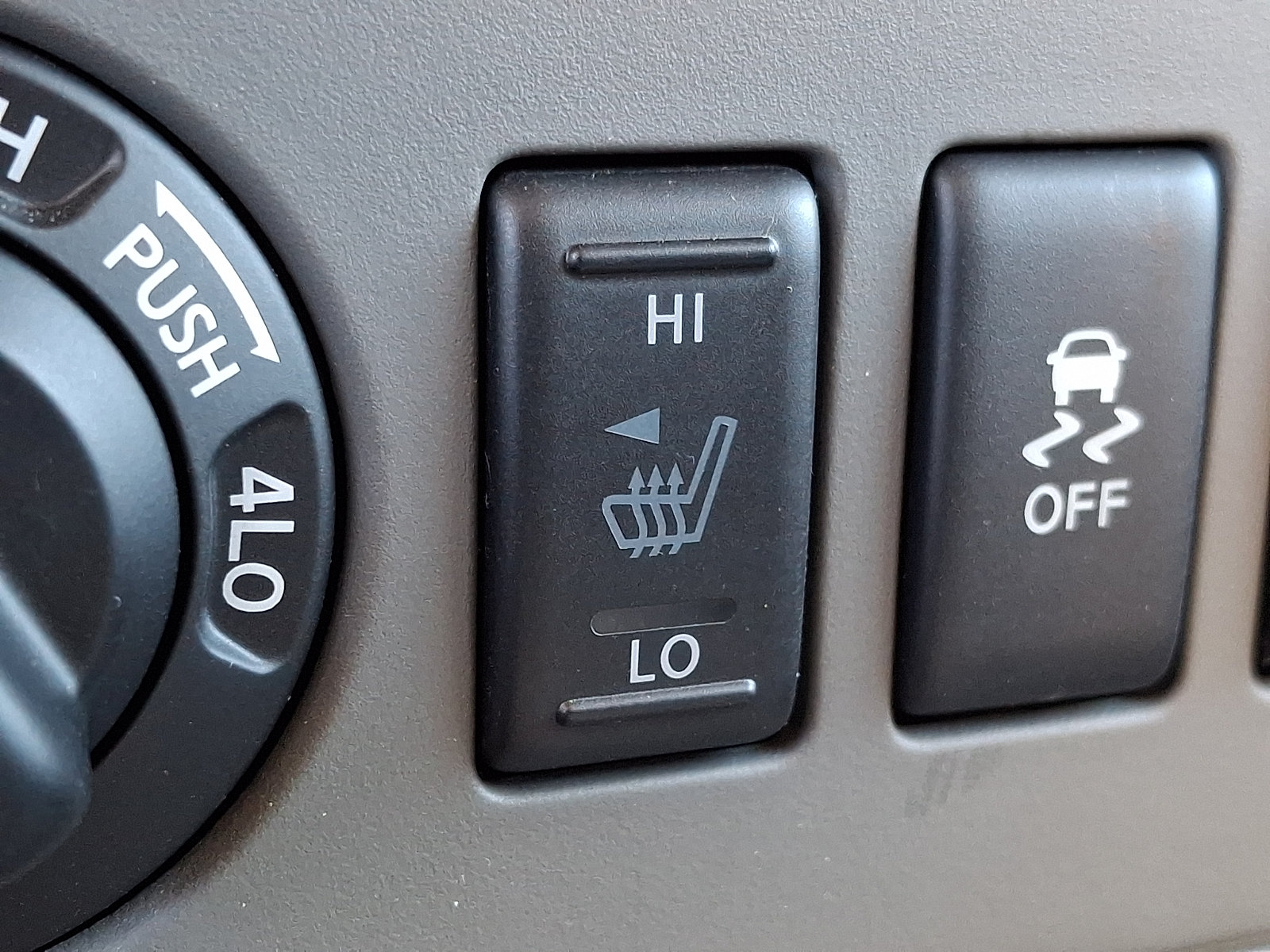 Certified 2020 Nissan Frontier SV AWD/4WD image 23