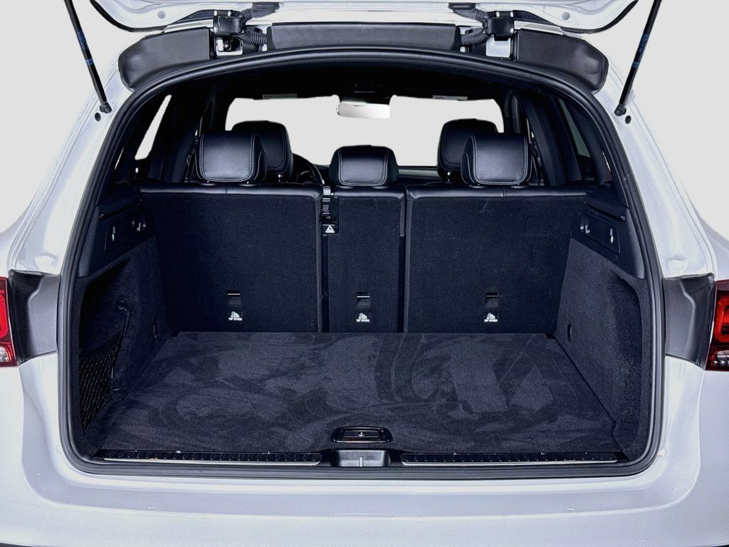Used 2022 Mercedes-Benz GLC 300 image 26