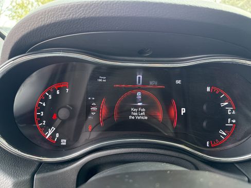 Used 2015 Dodge Durango R/T w/ Trailer Tow Group IV image 27