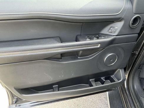 Certified 2023 Ford Expedition Max XLT image 15