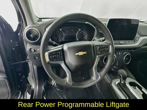 Used 2023 Chevrolet Blazer LT w/ Convenience Package FWD image 16