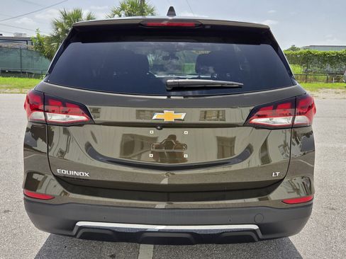 Used 2024 Chevrolet Equinox LT FWD image 4