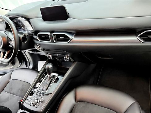 Used 2018 MAZDA CX-5 Touring w/ Preferred Equipment Package image 13