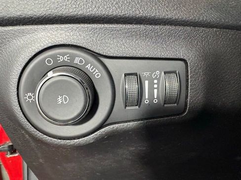 Used 2020 Jeep Compass Trailhawk image 15