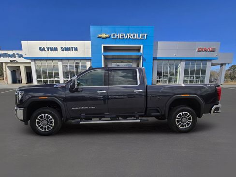 Used 2025 GMC Sierra 2500 SLT w/ SLT Convenience Package image 11