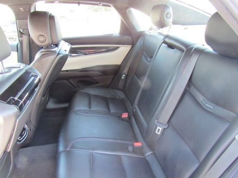 Used 2014 Cadillac XTS Platinum image 13