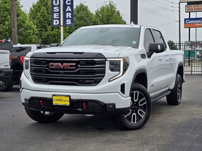 Used 2025 GMC Sierra 1500 AT4 w/ AT4 Premium Package