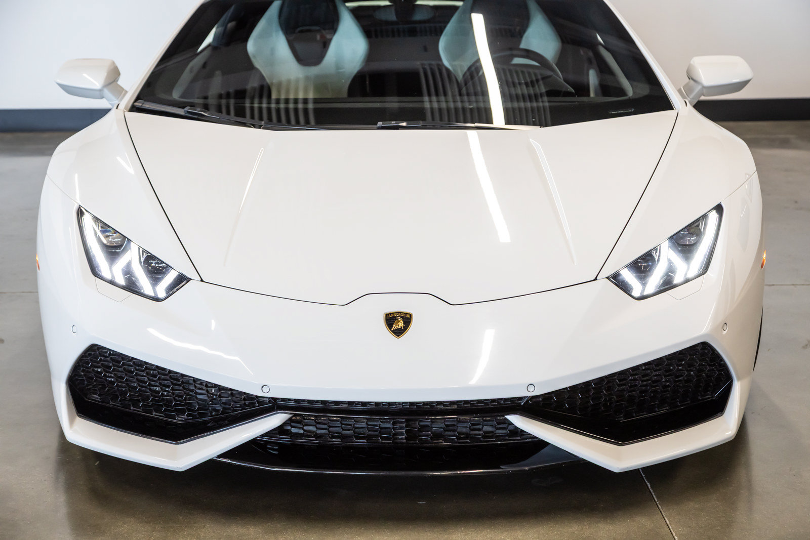 Used 2015 Lamborghini Huracan LP 610-4 AWD/4WD image 4