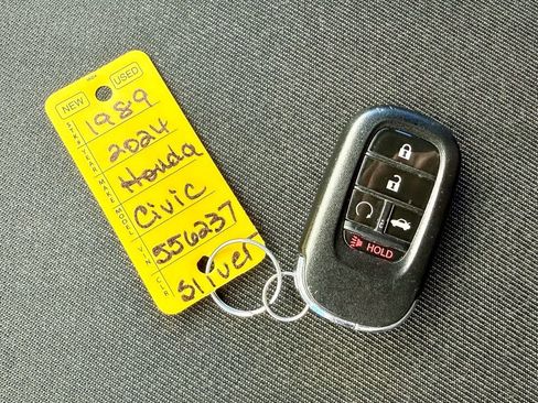 Used 2024 Honda Civic Sport image 33