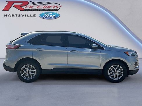 Certified 2022 Ford Edge SEL w/ Convenience Package image 5