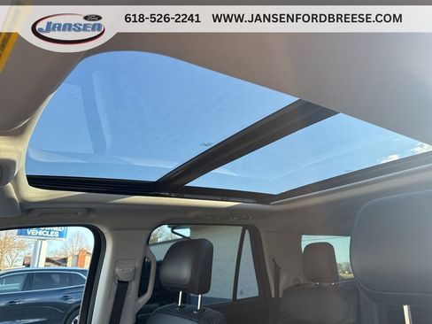 Used 2025 Ford Expedition Max Platinum image 13