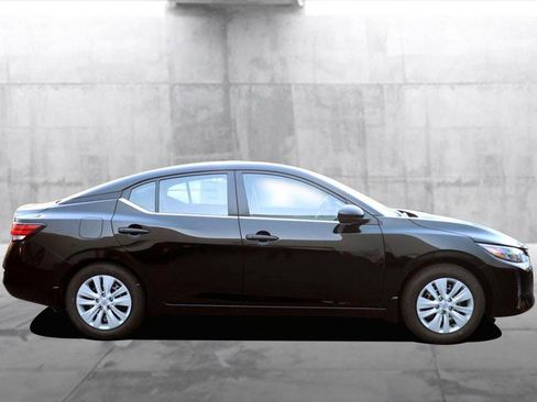 New 2025 Nissan Sentra S image 5