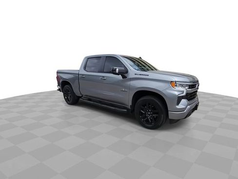 Used 2024 Chevrolet Silverado 1500 RST RWD image 2