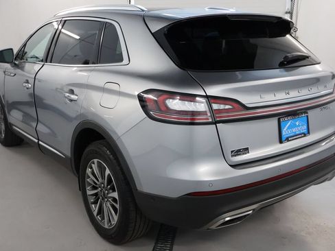 Used 2020 Lincoln Nautilus Reserve AWD/4WD image 5