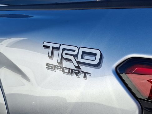 New 2025 Toyota Tacoma TRD Sport image 6