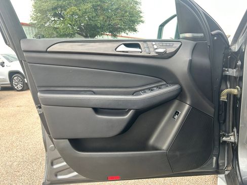 Used 2017 Mercedes-Benz GLE 350 image 27