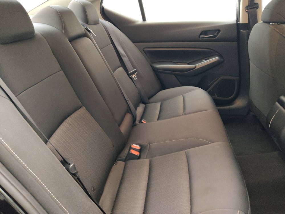 Used 2024 Nissan Altima 2.5 SV FWD image 19