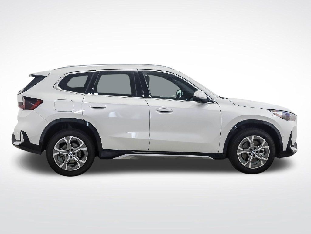Used 2026 BMW X1 xDrive28i w/ Technology Package AWD/4WD image 6