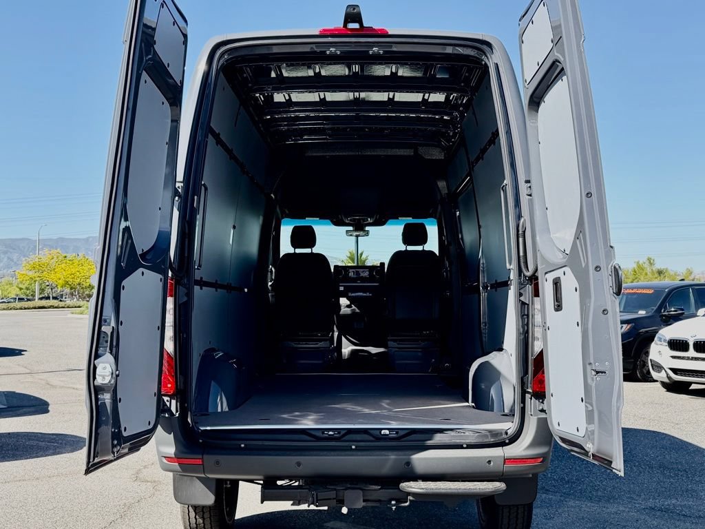 New 2026 Mercedes-Benz Sprinter 2500 image 12