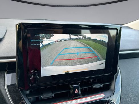 Used 2026 Toyota Corolla LE FWD image 22
