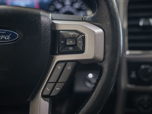 Used 2017 Ford F150 Lariat w/ Equipment Group 502A Luxury image 39