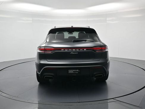 Certified 2026 Porsche Macan AWD/4WD image 29