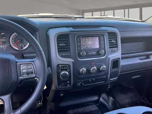 Used 2024 RAM 1500 Tradesman w/ Chrome Appearance Group image 10