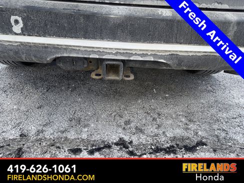 Used 2020 Chrysler Pacifica Limited w/ Tire & Wheel Group image 5