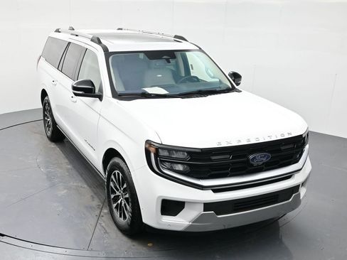 Certified 2025 Ford Expedition Max Platinum image 44