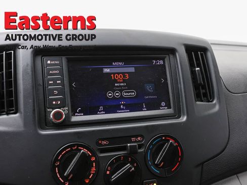 Used 2020 Nissan NV200 SV w/ Back Door Glass Package FWD image 18