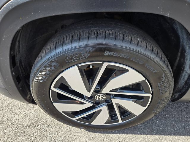 Used 2025 Volkswagen Atlas SE AWD/4WD image 26