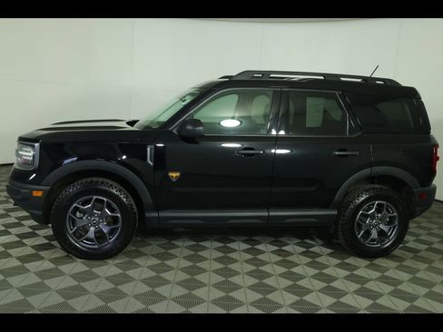 Used 2023 Ford Bronco Sport Badlands image 13