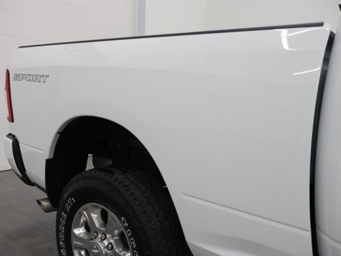 Used 2024 RAM 2500 Big Horn w/ Sport Appearance Package image 26