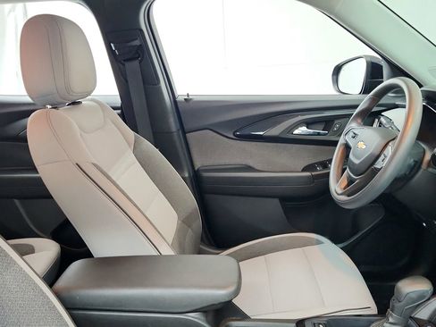 Used 2021 Chevrolet TrailBlazer LT w/ Convenience Package FWD image 29